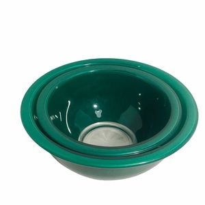 2 VINTAGE GREEN CLEAR BOTTOM PYREX MIXING BOWLS
